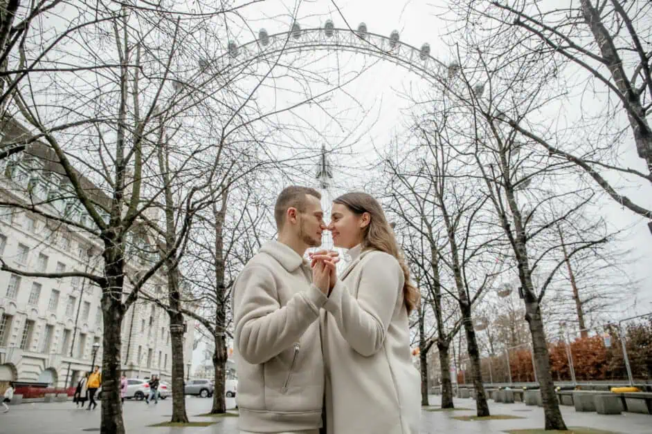 Capturing Dreams: Unveiling the Magic Behind Vera Morgana’s Lens