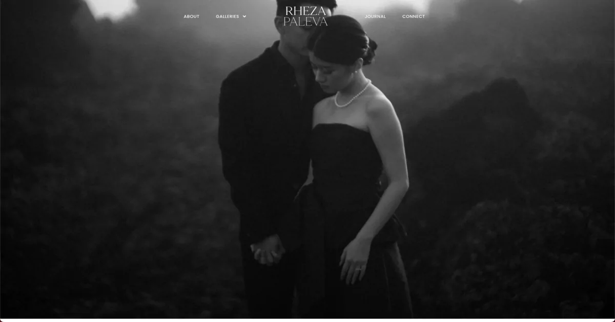 Rheza Paleva - professional photographers capturing moments with elegance and style in Singapore